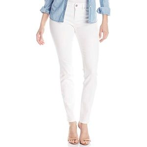 NEW Two by Vince Camuto white jeans